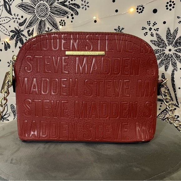 Steve Madden crossbody bag - burnt orange, gold chain strap / details - Picture 7 of 9